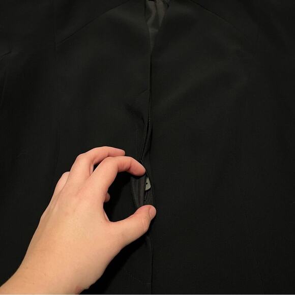 Giorgio Armani Silk Hidden Buttons Black Blazer Borgo 21 - Picture 9 of 13